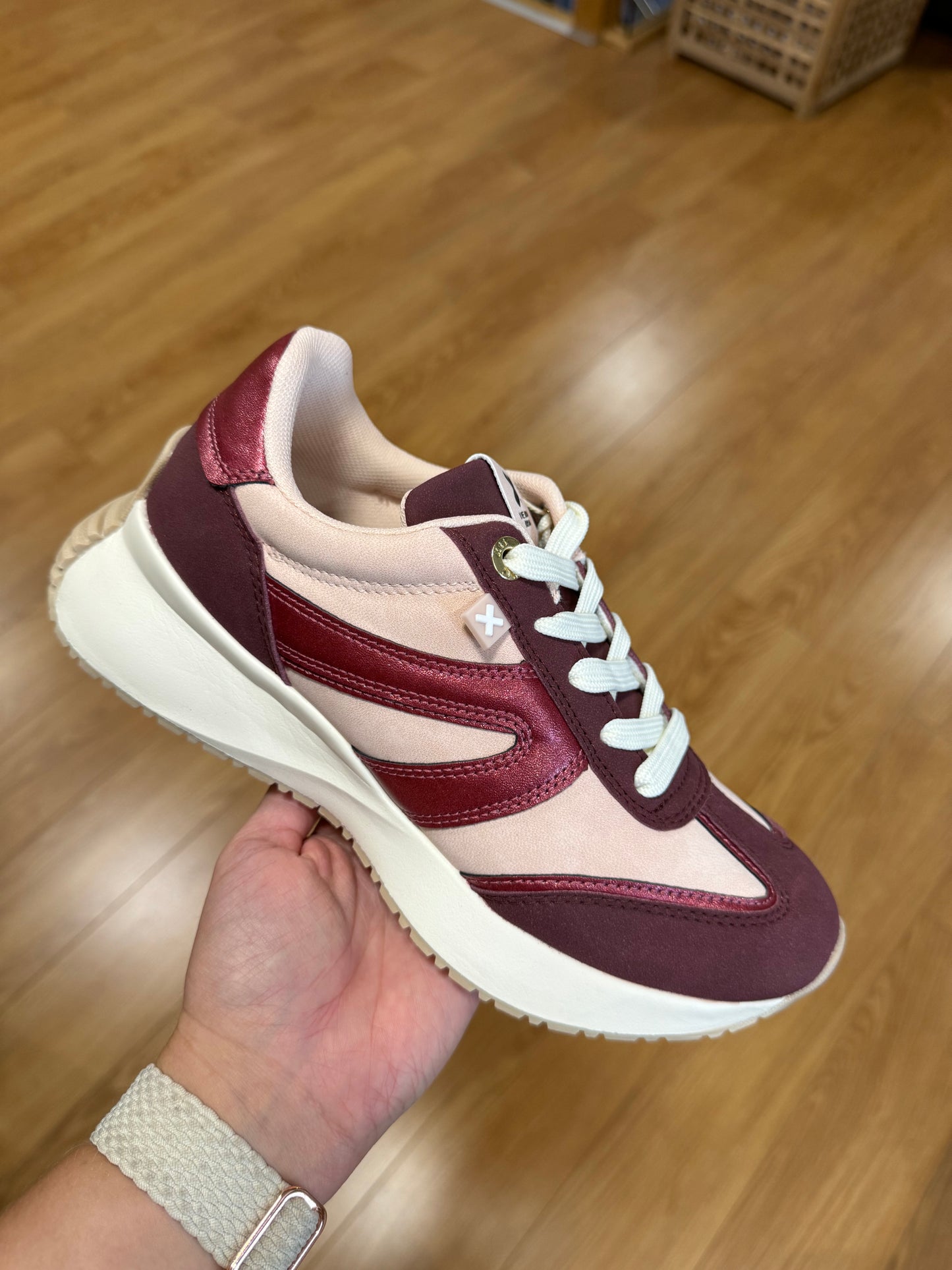 XTI Burgundy/Nude Trainer