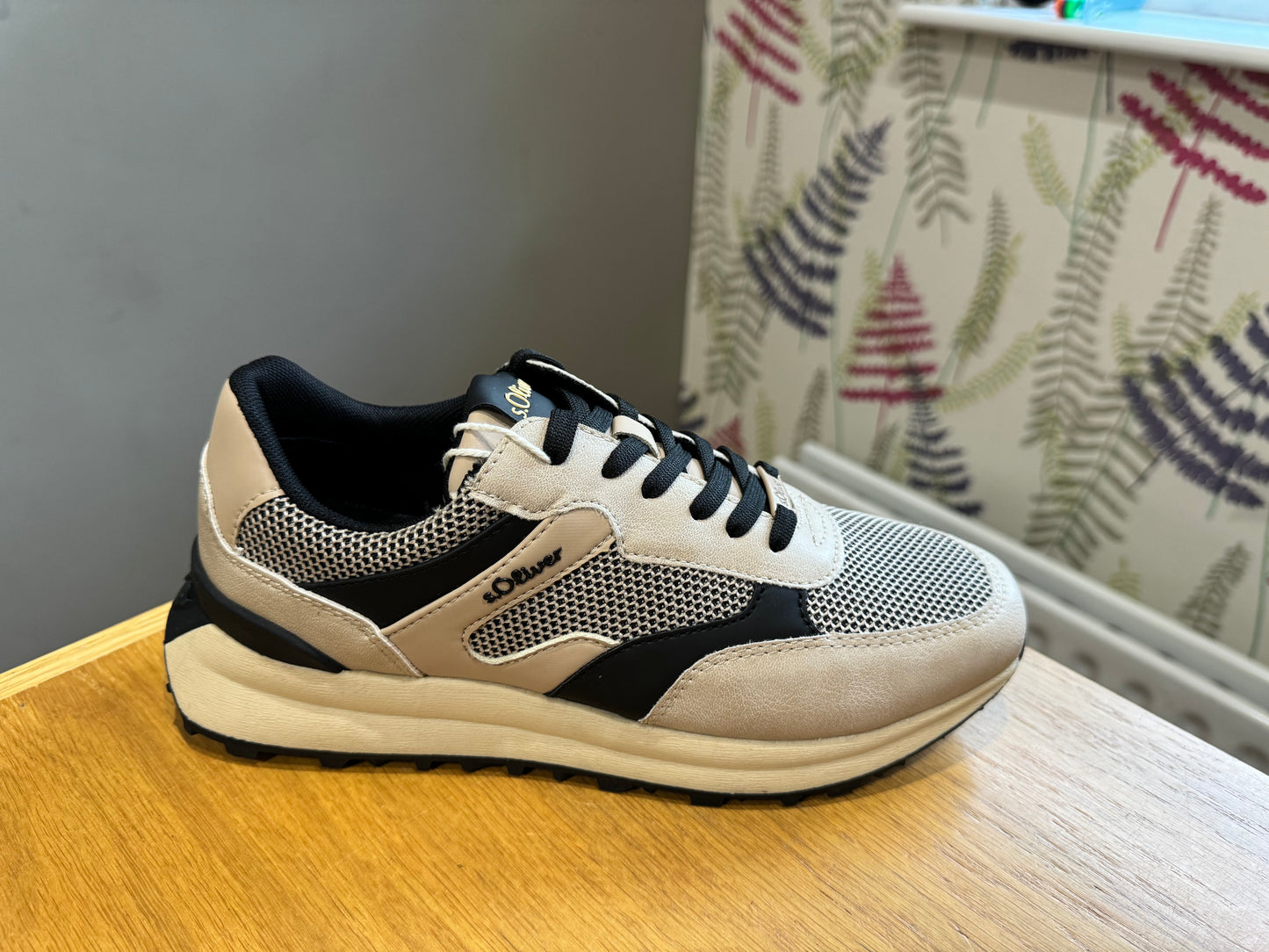 S. Oliver Black/Beige Trainer