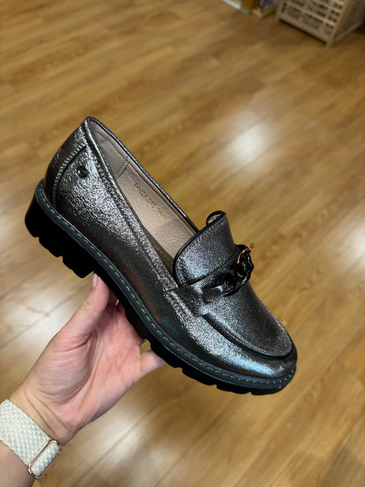 Zanni & Co Daqia Pewter Metallic Loafer