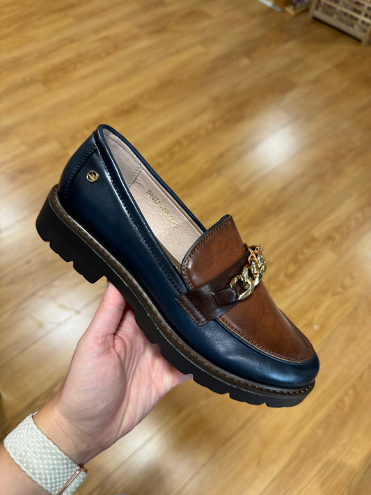 Zanni & Co Daqia Navy/Tan Loafer