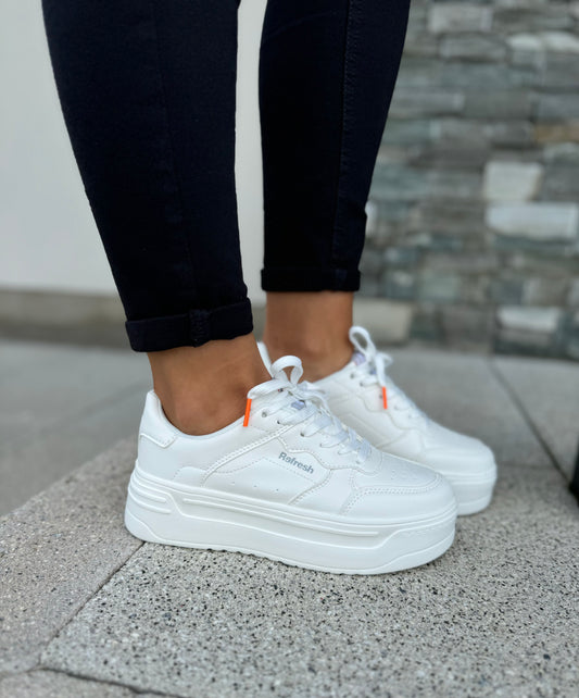 Refresh White Platform Trainer