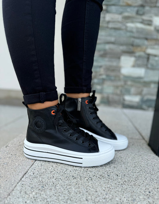 Refresh Black Leather High Top Trainer