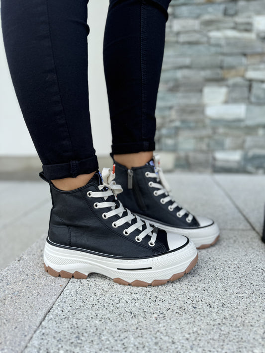 Refresh Black High Top Boot