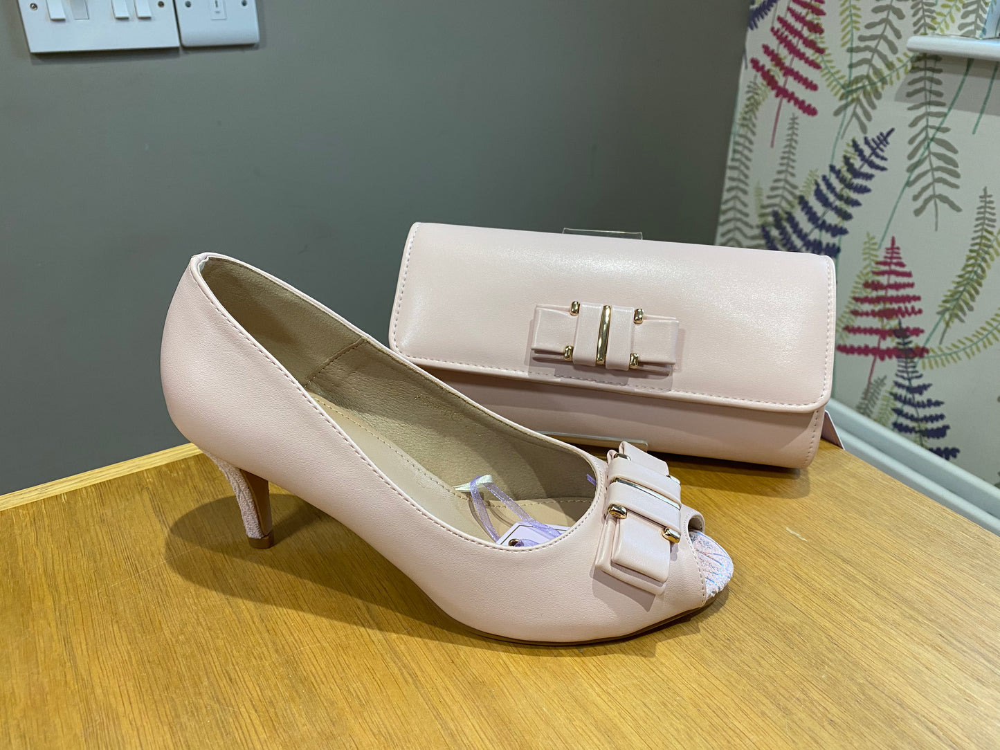 Sorento Ashbridge Blush Peep Toe